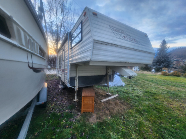 Great camper for sale, travel air rustler, 28 ft 5th weel. in Travel Trailers & Campers in Nelson