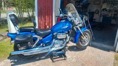 2004 Marauder 800. Only 23578 Kms. 2 helmets and jackets to go with the sale. Please call for more i...