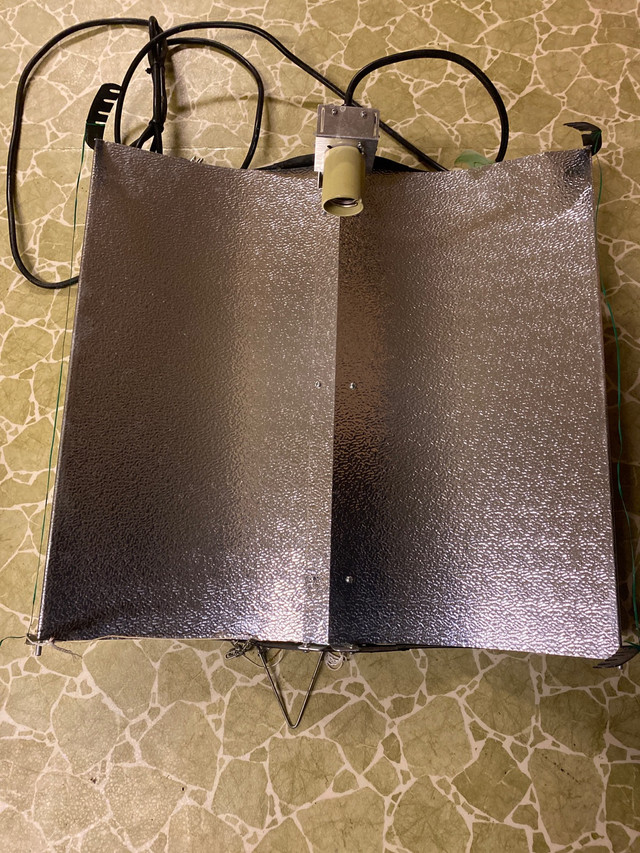 Grow Light Cool Tube Fixtures Free Stuff ChathamKent Kijiji
