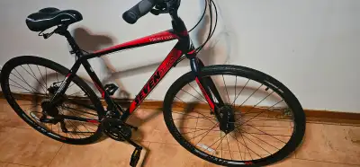 Vélo de ville neuf, View more