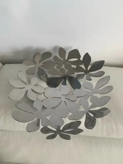 Like “new” condition! Vintage and magnificent IKEA bowl made of Stainless Steel. It was very gently...