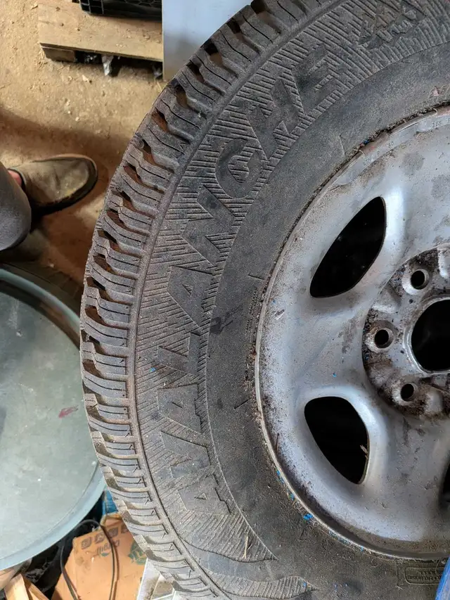 Chevy snow tires in Tires & Rims in Trenton - Image 4