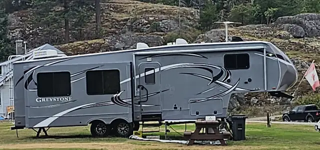 2012 Heartland Greystone 32RES RV in RVs & Motorhomes in Powell River District - Image 11