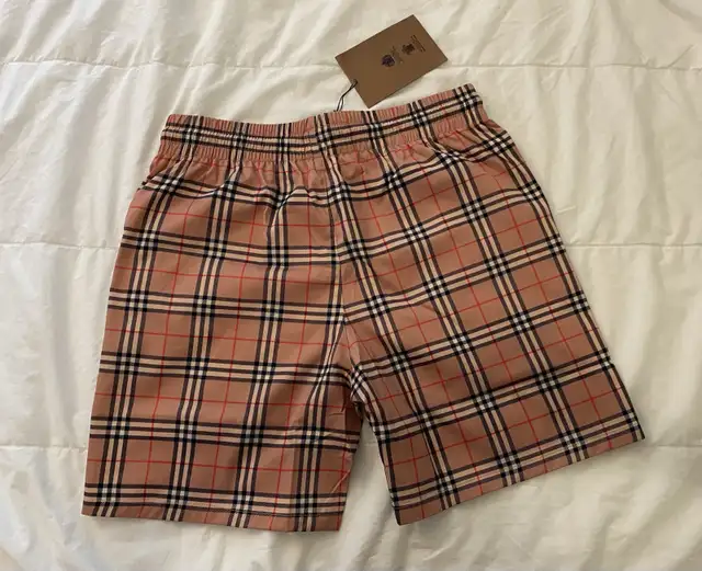 Burberry Mens Shorts Brand New w Tags in Men's in City of Toronto - Image 4