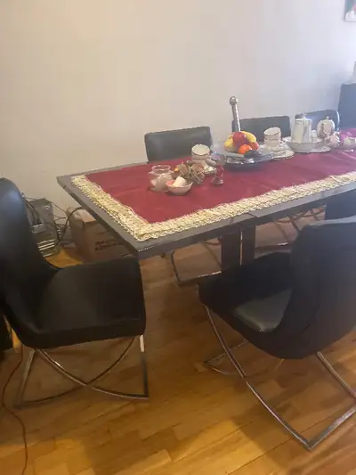 Salle à manger, View more