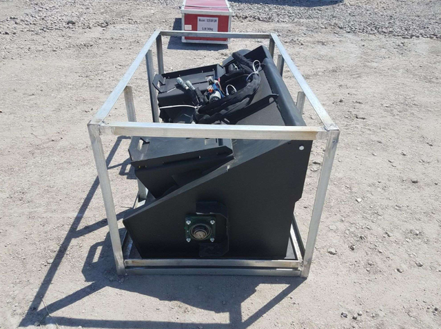 Bucket Mixer for Concrete in Other in Barrie - Image 6