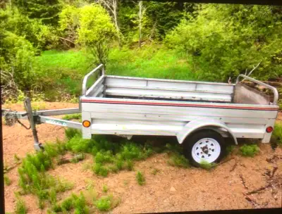 4 ft x 7 ft. Utility trailer in very good shape for sale 1500 . One and Seven eight ball