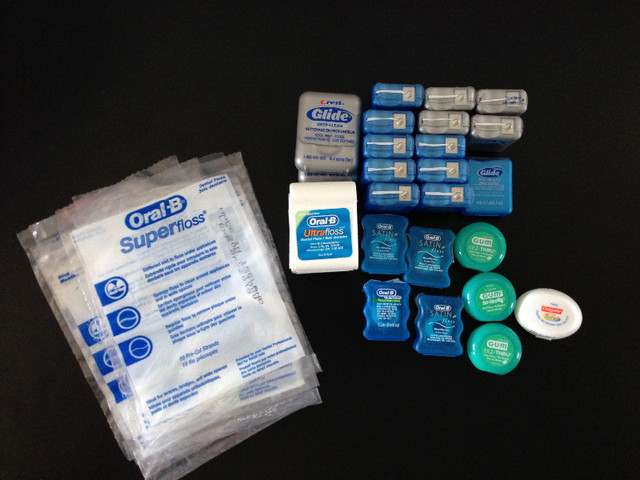 136.3m Dental Floss  21 Flossers New Factory Sealed in Health & Special Needs in Saskatoon - Image 2