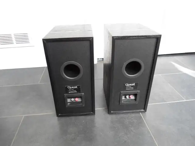 Quest QB6 Bookshelf Speakers in Speakers in Mississauga / Peel Region - Image 4