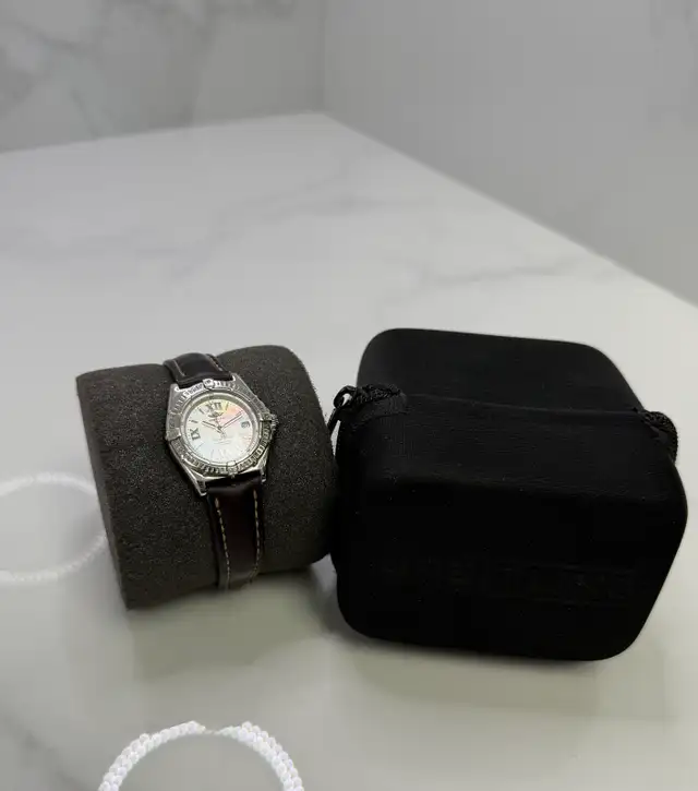 Breitling Wings Lady Mothe of Pearl Dial in Jewellery & Watches in Laval / North Shore - Image 5