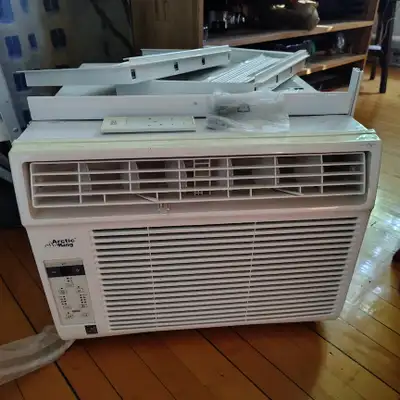 Climatisateur Arctic King 12,000 BTU., View more