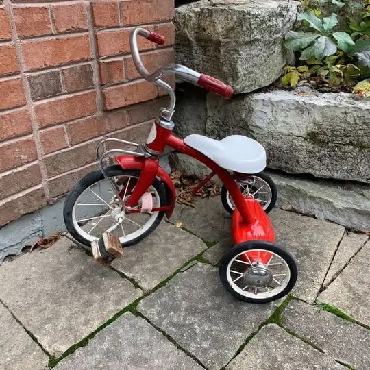Vintage Thistle Kids Bike Tricycle in Ex Useable Cond. Removable in Kids in Barrie - Image 2