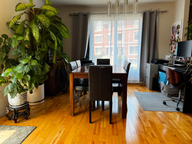 Spacious 3 Bedroom 2-Level Condo in Village Parisien – Brossard dans Locations longue durée  à Longueuil/Rive Sud - Image 4