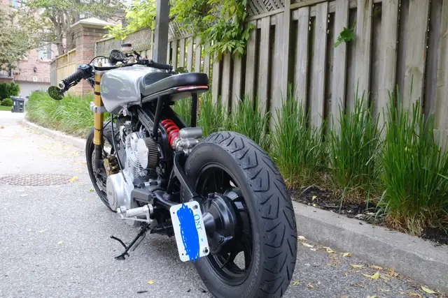1983 Yamaha xv750 Virago - cafe racer (9k OBO) in Sport Bikes in City of Toronto - Image 8
