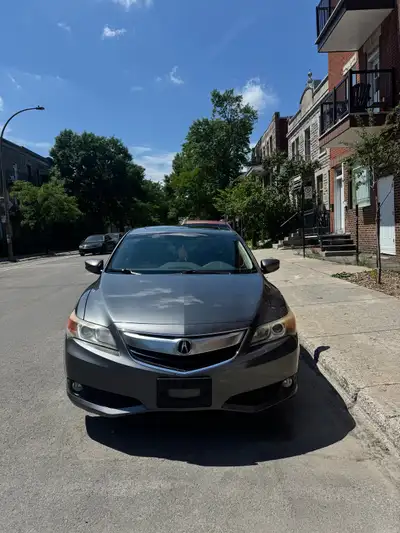 Acura ILX 2013, fonctionnelle et prête à prendre la route * Ouvert à la négociation * Suspension vie...