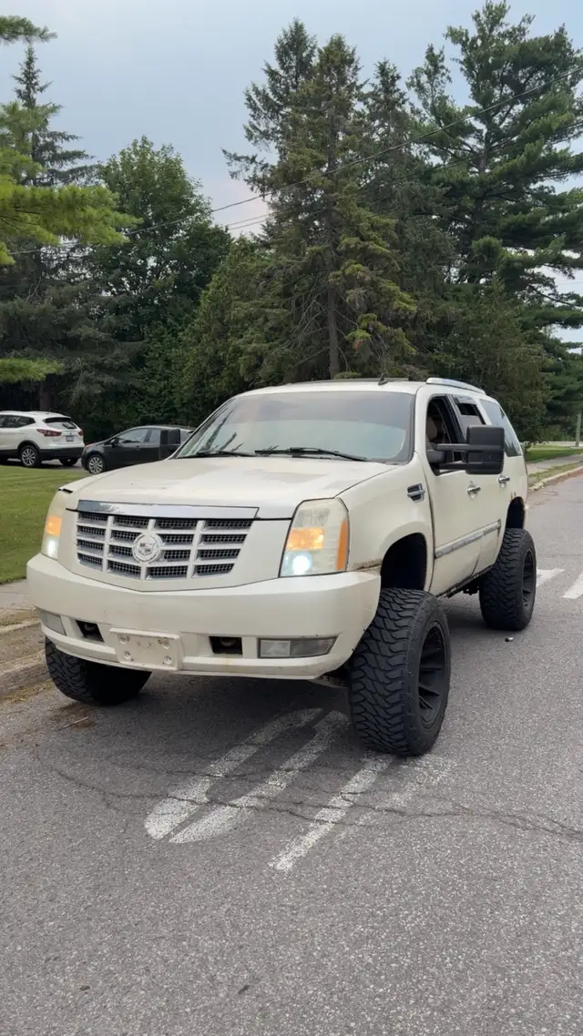 2008 Cadillac Escalade