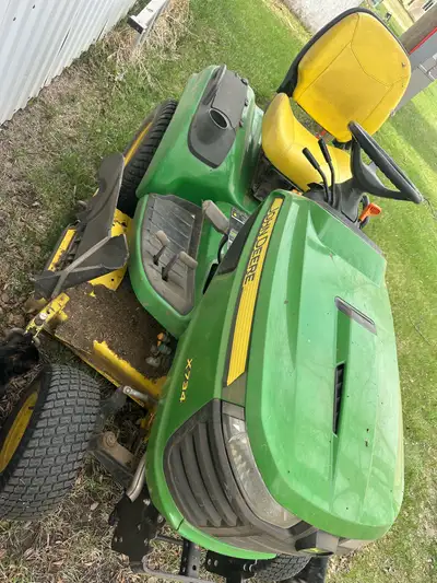 John Deere X734, View more