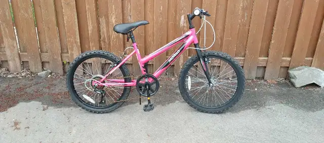 Vélo pour enfant à vendre in Kids in Laval / North Shore - Image 2