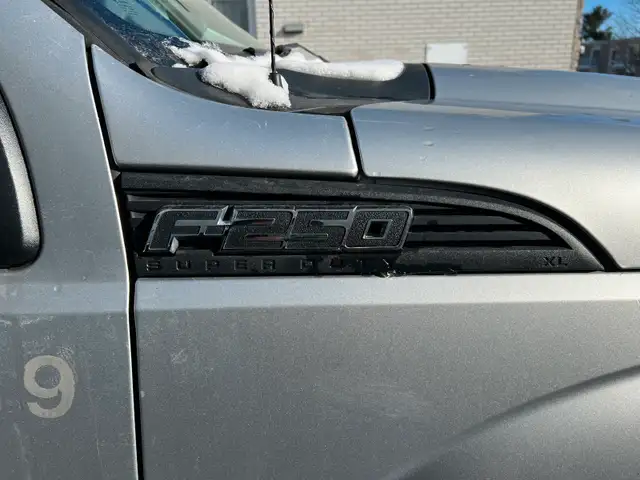 Ford F-250 Disel. in Cars & Trucks in Gatineau - Image 7