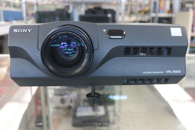 Sony VPL-S900 LCD Projector (#35331) in General Electronics in City of Halifax