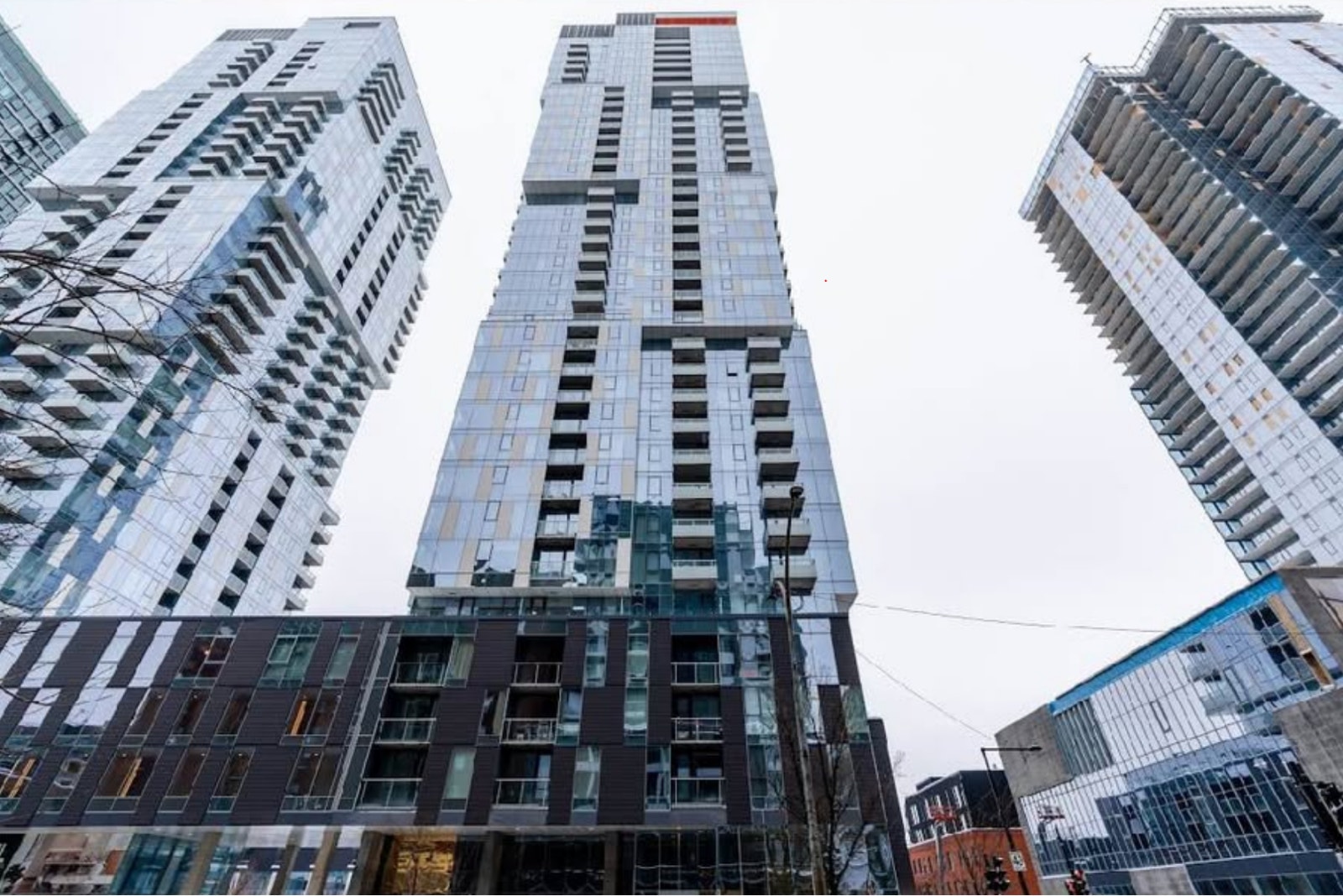 1400 Boulevard René-Lévesque Ouest — photo 1