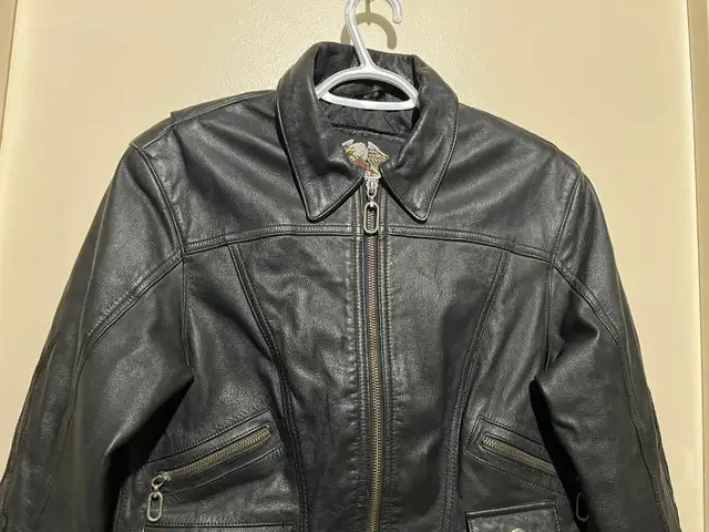 HARLEY DAVIDSON “STARGAZE”LEATHER JACKET in Women's - Tops & Outerwear in Kitchener / Waterloo - Image 4