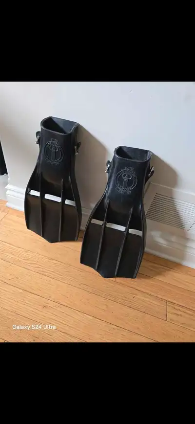 scuba fins, View more