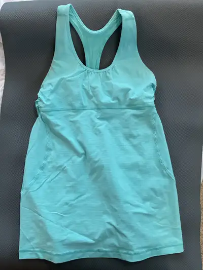 lululemon tank, View more