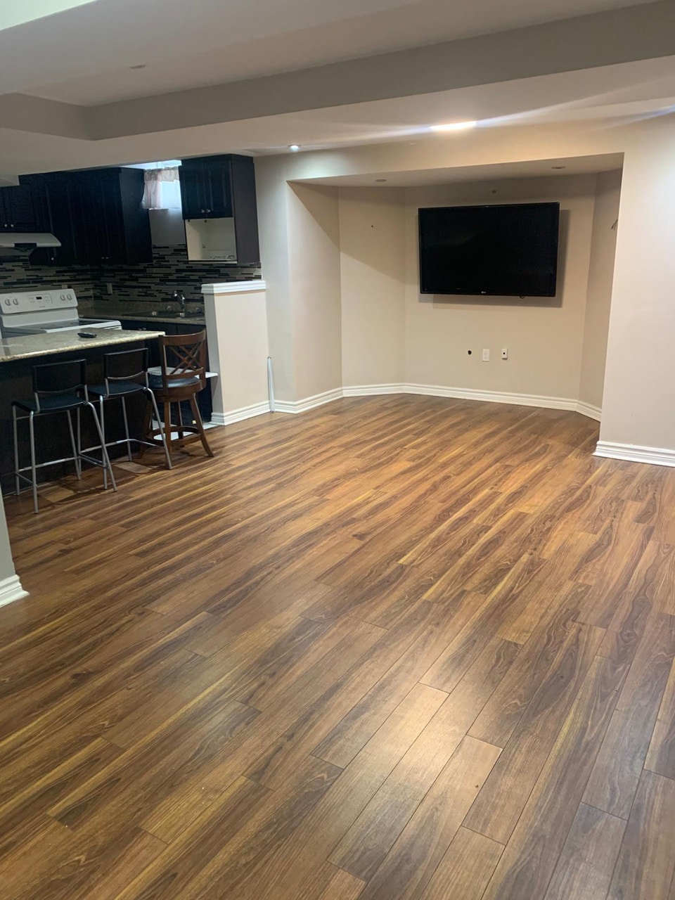 Basement for Rent 5