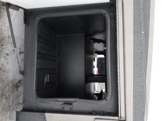 Motorisé classe A Thor Motor Coach Challenger 36FD in RVs & Motorhomes in Victoriaville - Image 17