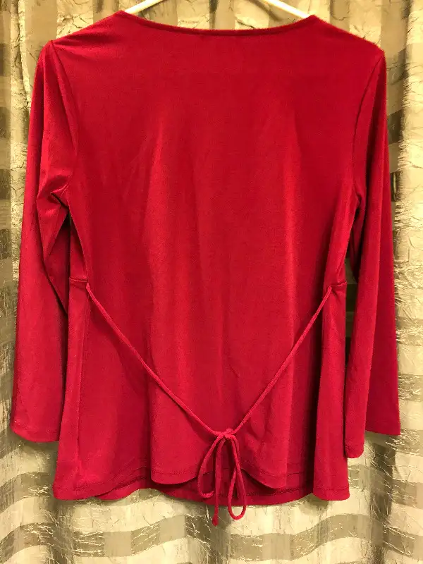 MOTHERHOOD Maternity Crimson Red top 3/4 LENGTH SLEEVE, great fo62863271879555123
