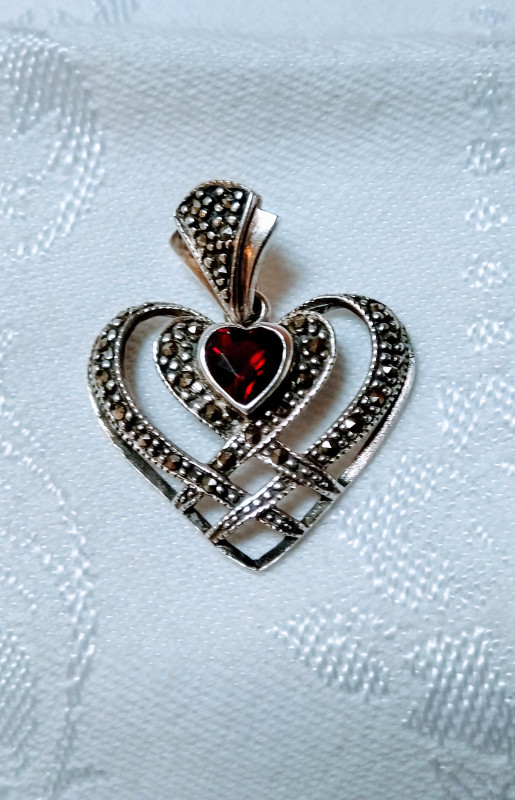 New Sterling Silver Marcasite Heart Pendant in Jewellery & Watches in Oakville / Halton Region - Image 3