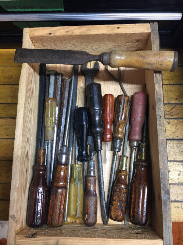 Vintage Hand Tools with Wooden Handles in Arts & Collectibles in Oshawa / Durham Region - Image 2