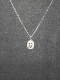 Gift - Silver .925 - 16" necklace with locket engraved