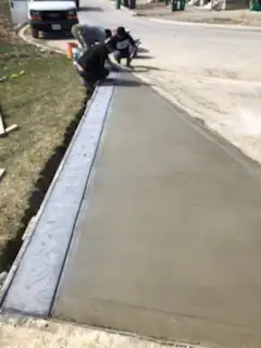 Concrete driveway / Patio / Walkway63008305549057123