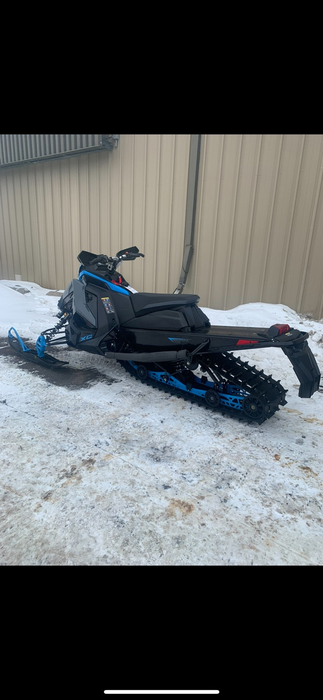 2023 Polaris switchback xc 850 in Snowmobiles in Thunder Bay - Image 3