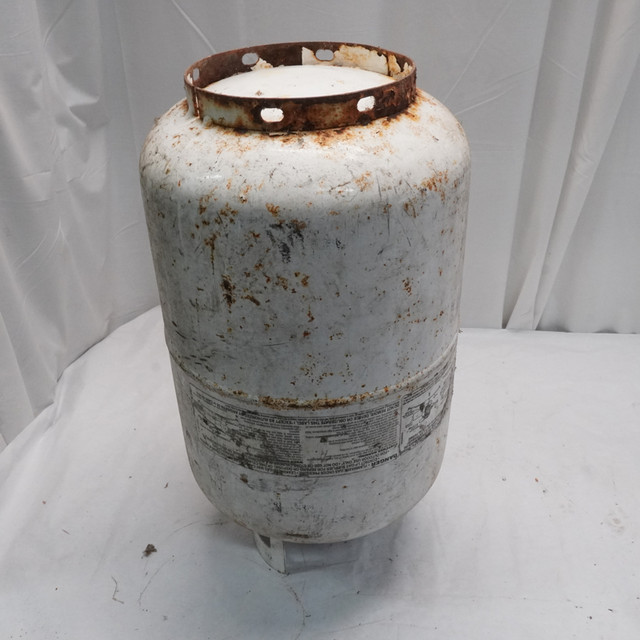 Propane Tank Expired 30 Lbs in Other in Hamilton - Image 4