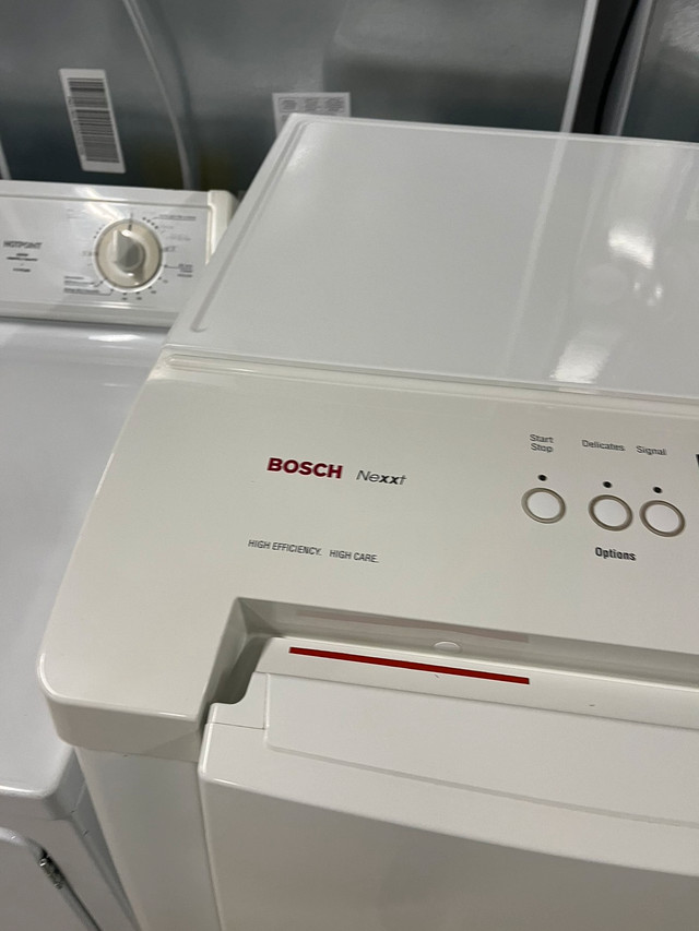 Bosch electric dryer  in Washers & Dryers in Stratford - Image 2