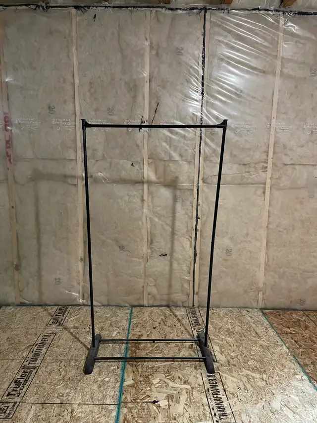 Clothing rack in Other in Edmonton - Image 2
