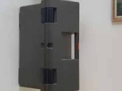 Coffre à outils, View more