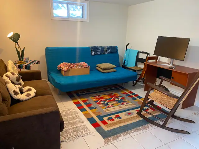 Private Room for Rent with 2 lovely humans and cats- Bloorcourt in Room Rentals & Roommates in City of Toronto - Image 9