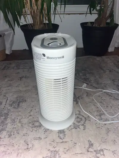 *BARELY USED* Honeywell Air Purifier *GOOD DEAL*, View more
