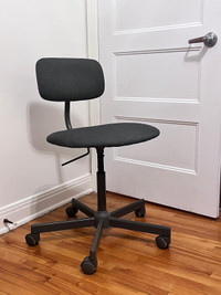 BLECKBERGET (Ikea) Chaise de bureau pivotante