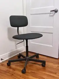 BLECKBERGET (Ikea) Chaise de bureau pivotante