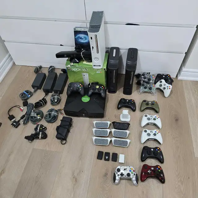  Massive XBOX Bundle [ 4 Console , 10+ Controllers & More ]64252988934531120