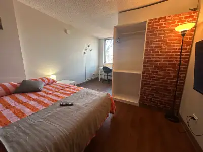 Perfect for Students – Private Room Near U of A – $655/month