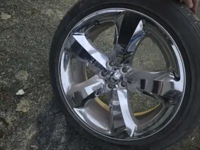 Some curb rash reflecting the price Only 11000 km on them