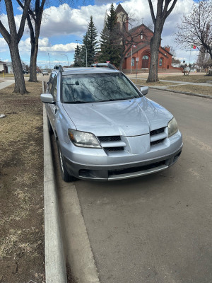 2004 Mitsubishi Outlander