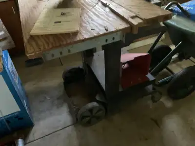 Compound mitre radial arm saw., View more