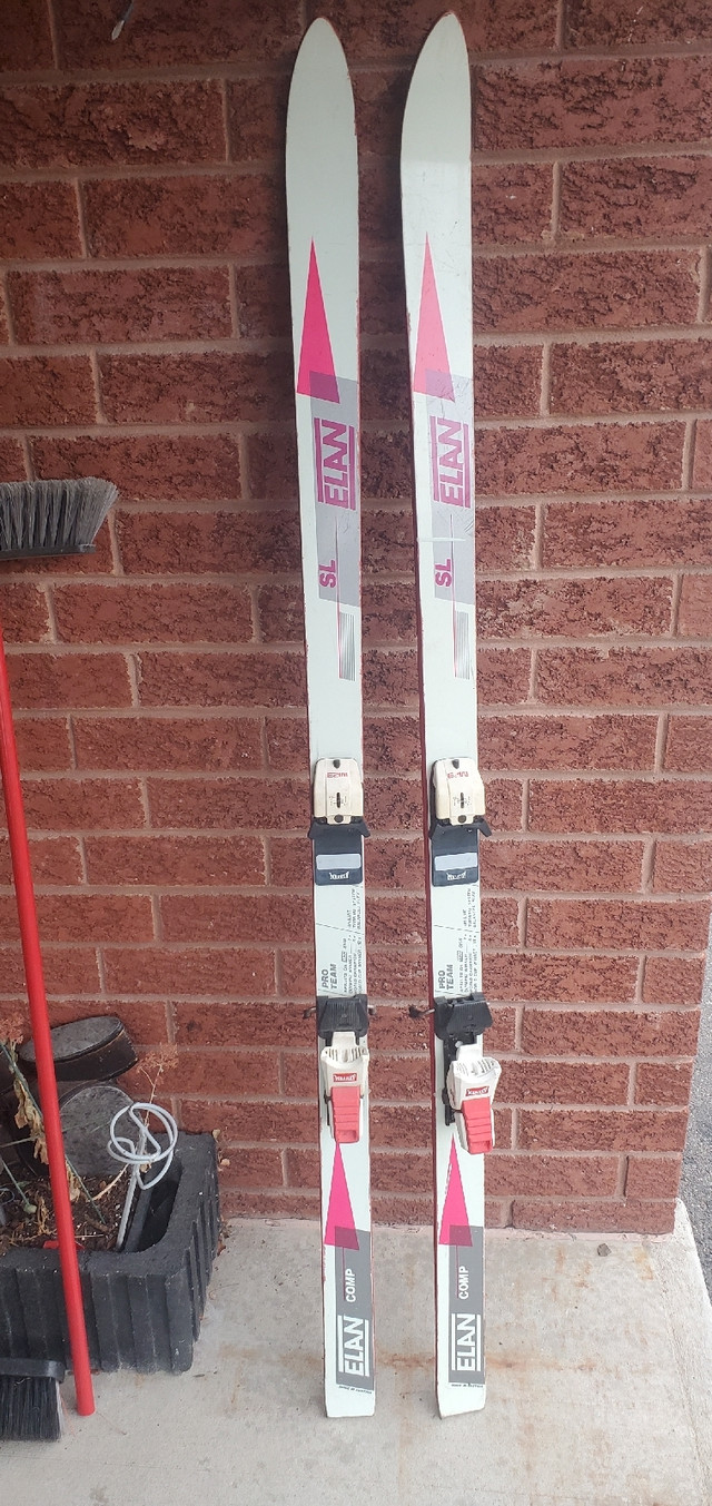 SL ELAN  Downhill Skis, Poles in Ski in City of Toronto